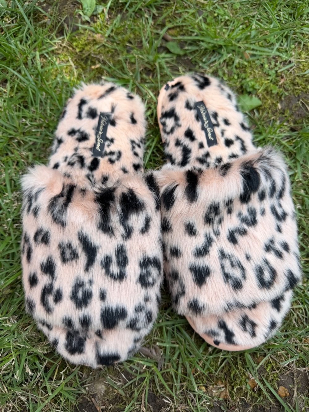 Victoria's Secret Pink and Black Faux Fur Leopard Slippers